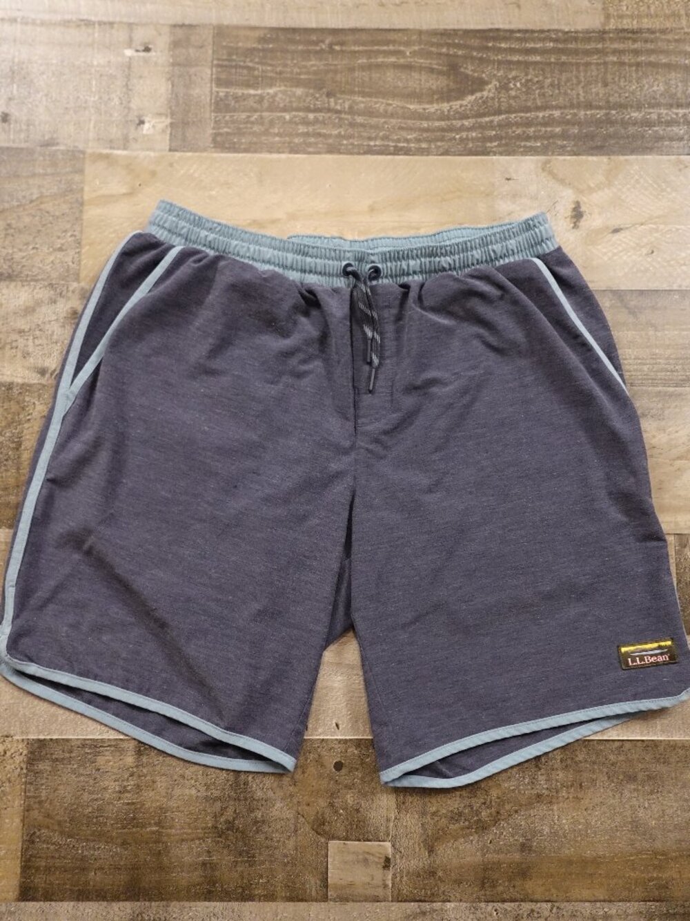 L.L.Bean Athletic Shorts‎ Men’s Large Gray Blue Lined 9” Inseam Active